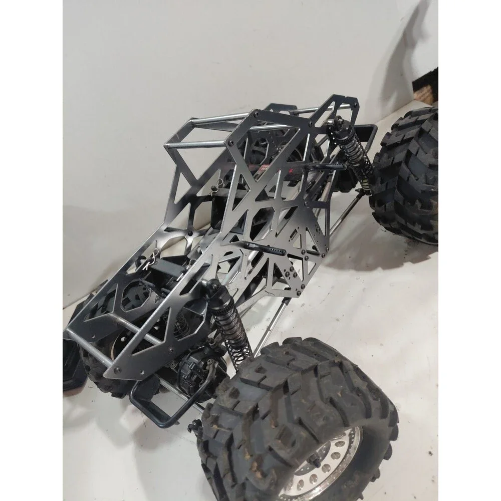 Redcat Racing Radio Control (R/C) Ground Pounder 4x4x4 Monster Truck Roller